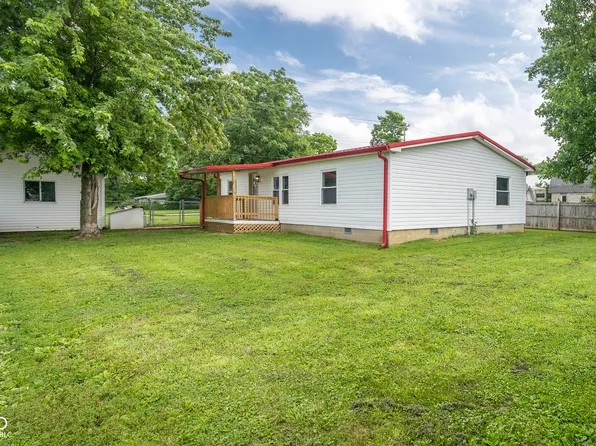32 Martinsville St, Greencastle, IN 46135