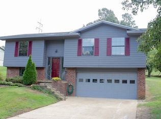 2011 Cenwood Dr, Jonesboro, AR 72401