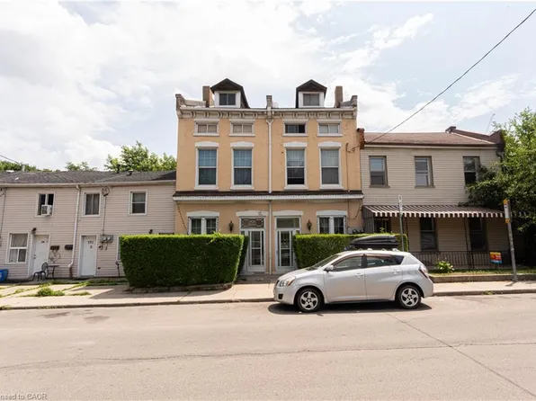 168 Macnab St N #166, Hamilton, ON L8R 2M4