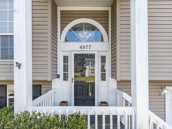 4th image of 4977 Crockett Dr