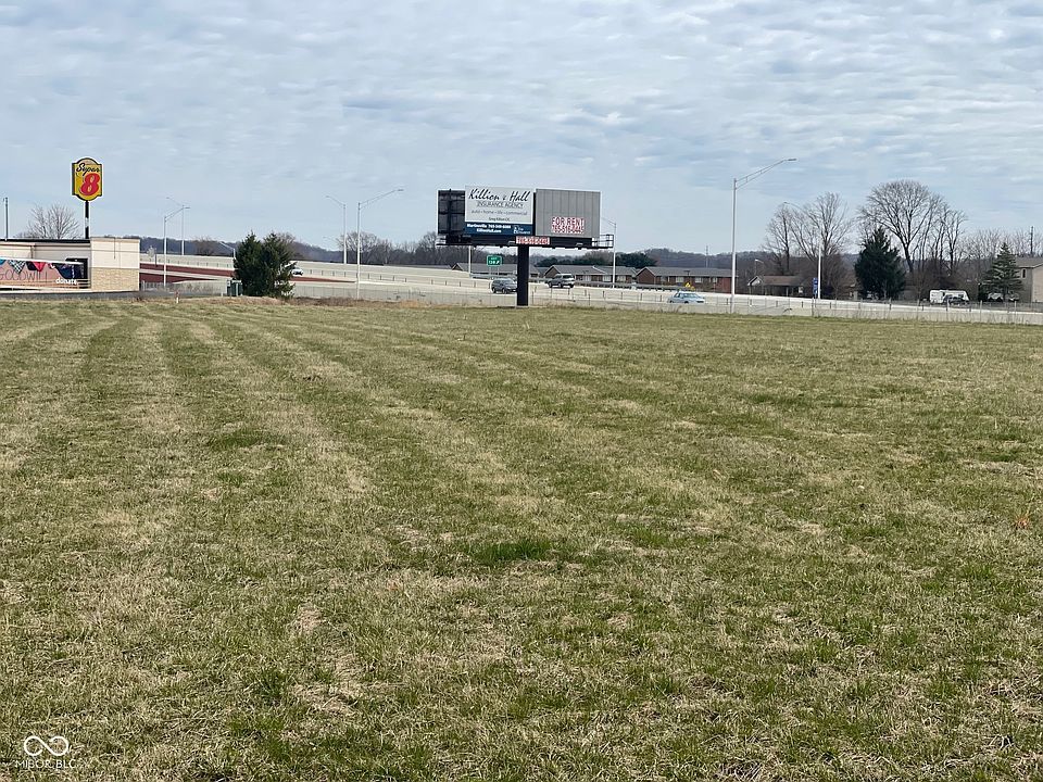 1st image of 1 Pine Dr