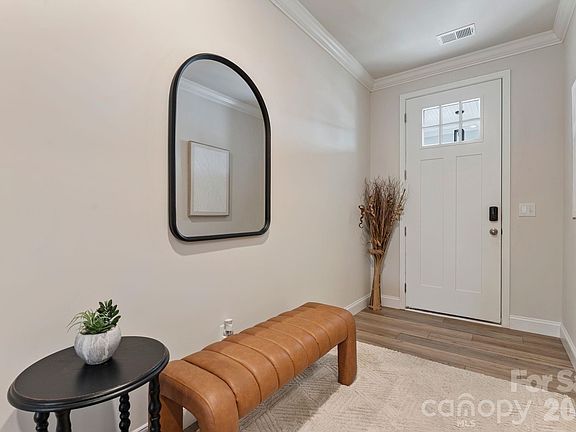 3rd image of 252 Hamrick Rd