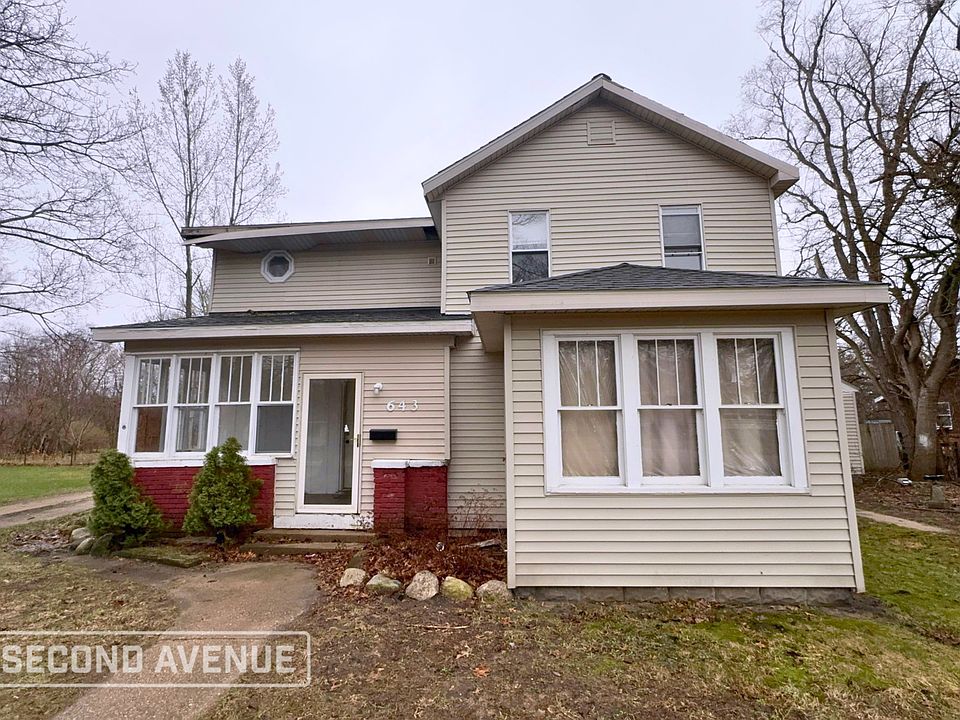 1st image of 643 Jackson Ave
