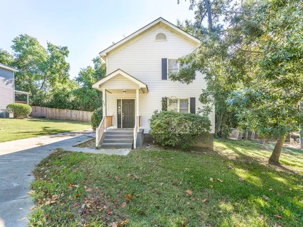 837 Parkview Ct, Macon, GA 31211