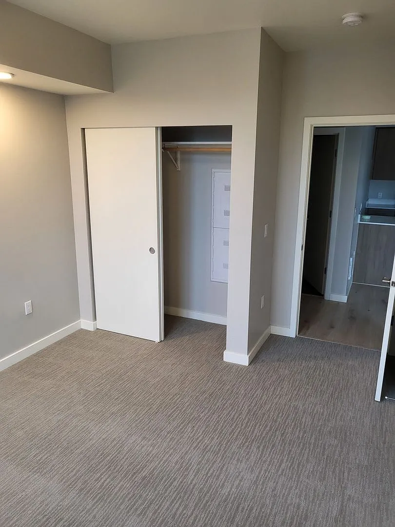 Pacific Ridge Apartments — Photo 4
