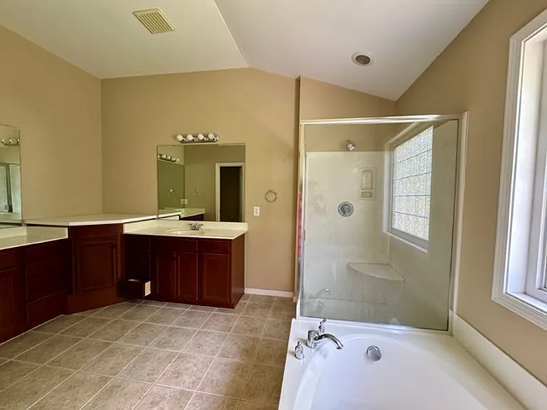 213 Chateau Pl — Photo 12