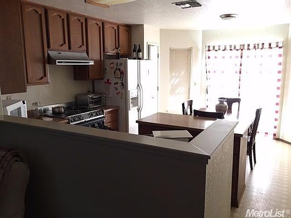 4th image of 4028 Beaver Creek Ct