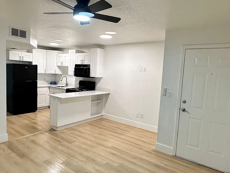 Harper Flats — Photo 14
