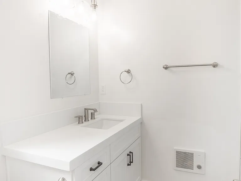 12659 Moorpark St #17 — Photo 13