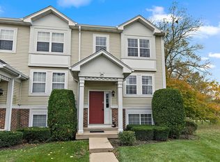 361 Holiday Ln, Hainesville, IL 60073