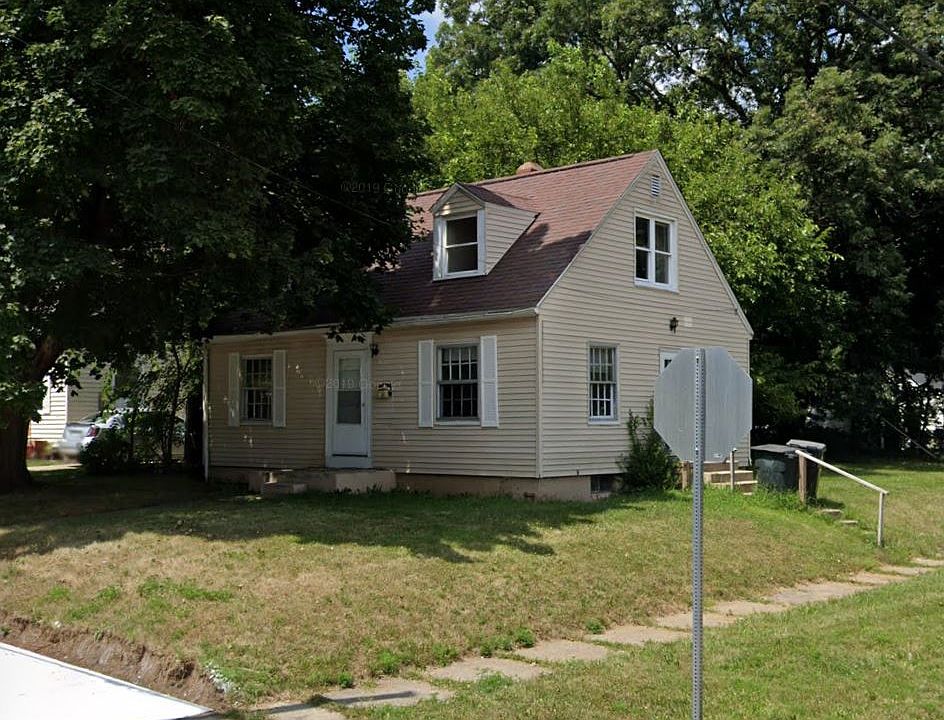 1st image of 1901 Bergan St