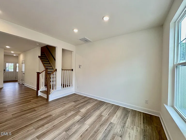 951 Kensley Grove Ln — Photo 12