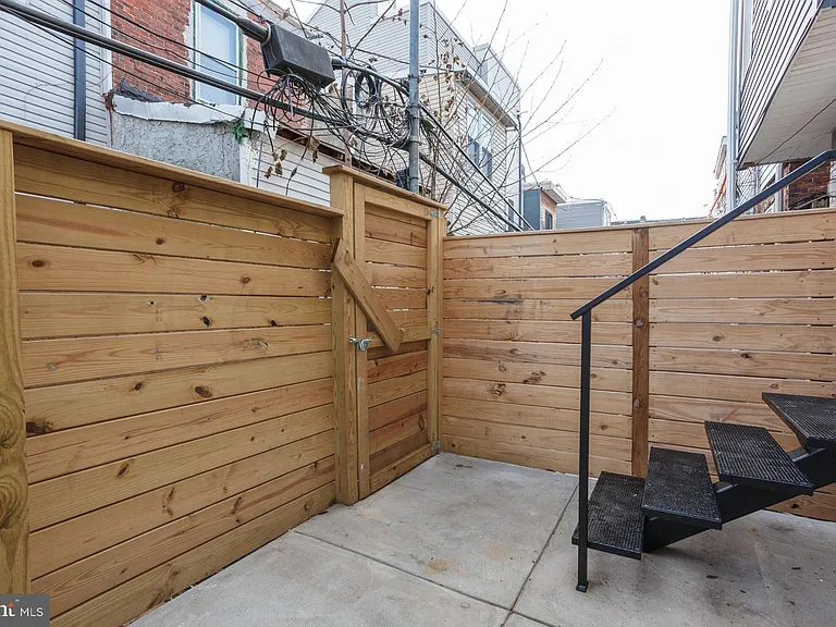 5126 Malcolm St — Photo 19
