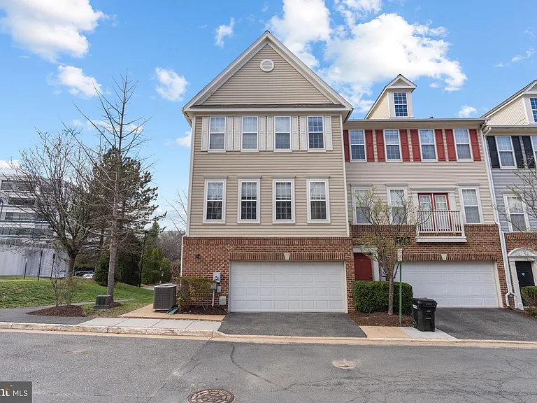 8074 Nicosh Circle Ln #50 — Photo 3