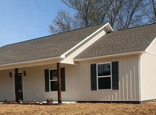144 Friar Tuck Way, Fyffe, AL 35971