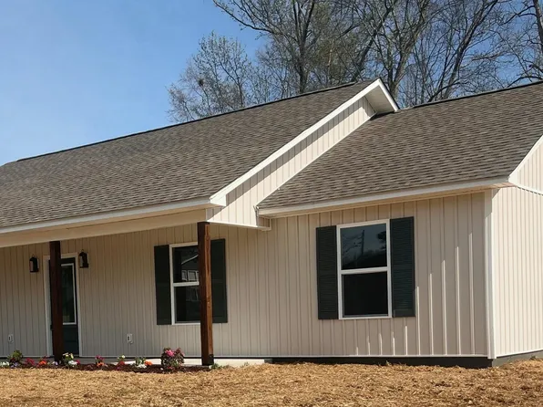 144 Friar Tuck Way, Fyffe, AL 35971