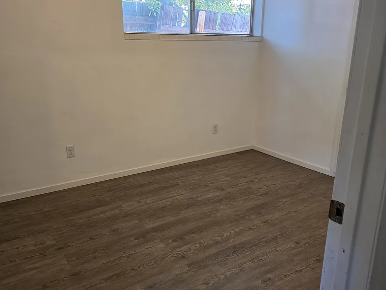 117 1/2 Jimenez St — Photo 15