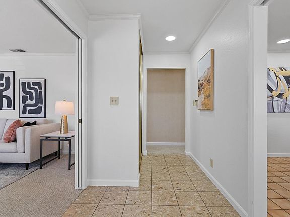 5th image of 232 Brentwood Dr
