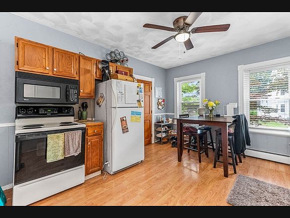 2nd image of 15 North St #1
