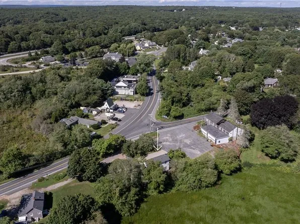 4202 Old Post Rd, Charlestown, RI 02813