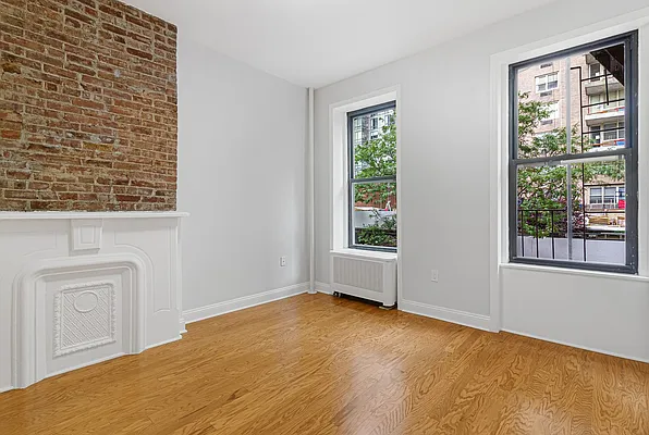 Rented by PREX Realty Corp | media 15