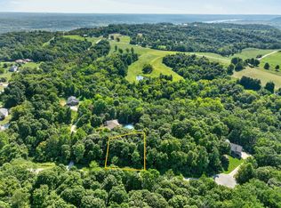 46 Falling Rock Dr, Aurora, IN 47001