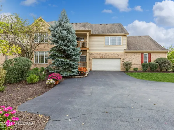 1601 Spyglass Cir, Palos Heights, IL 60463