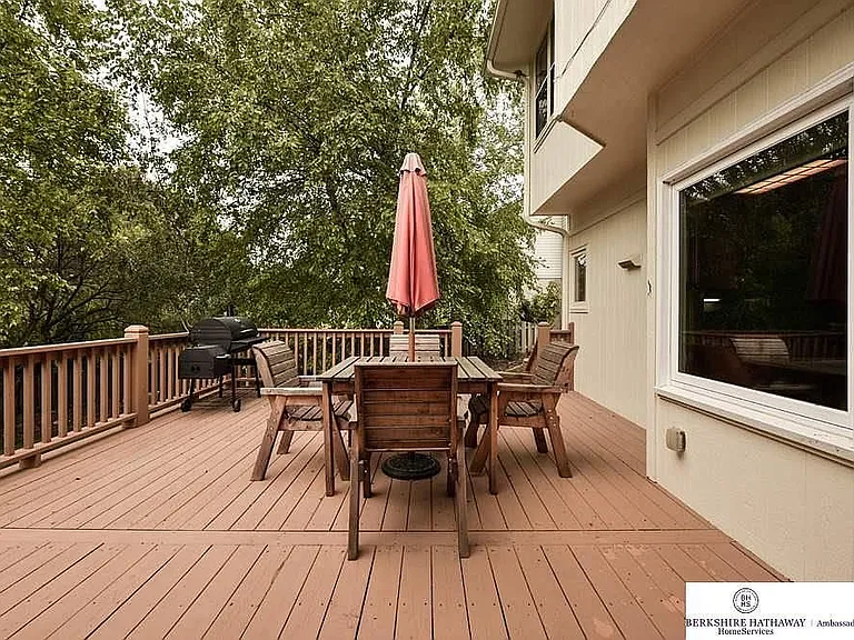 13442 Sherwood Ave — Photo 18