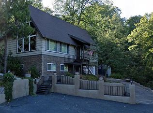 27940 N Bay Rd, Lake Arrowhead, CA 92352