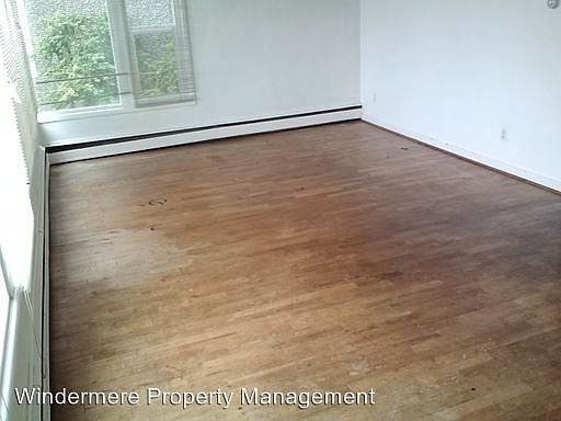 3rd image of 515 N Garden St