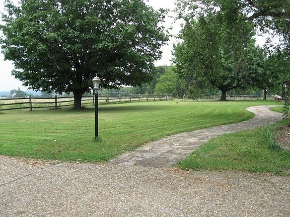 walk way to front door