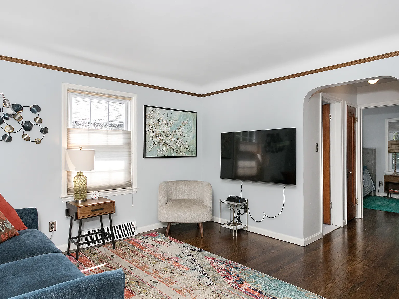 3 bed, 944 sqft, $3,800 — Photo 4