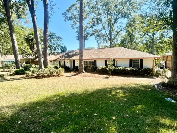 208 Bay Park Dr, Brandon, MS 39047