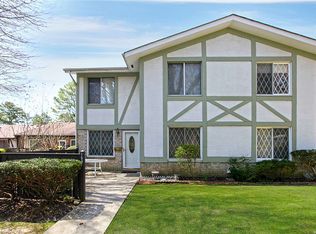 157 Golf Ln, Medford, NY 11763