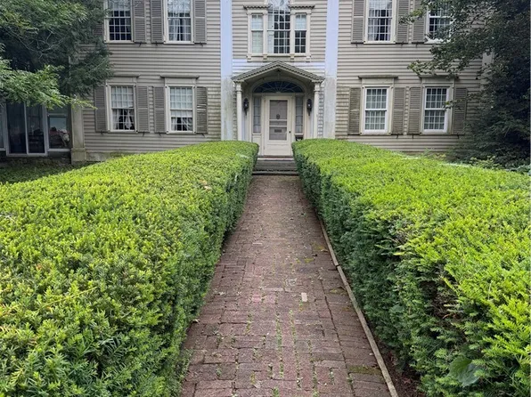7 Reynolds Ave, Cortland, NY 13045