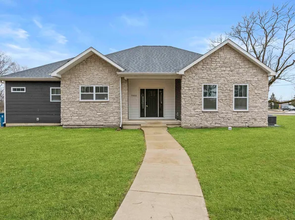 7905 W 77th Ave, Crown Point, IN 46307