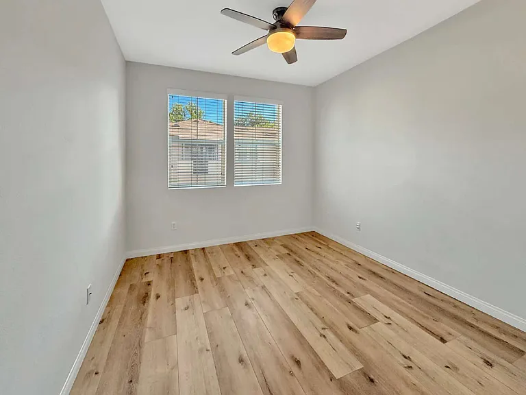 25431 Wharton Dr — Photo 14