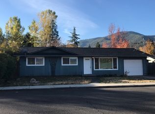 212 W Nevada St, Ashland, OR