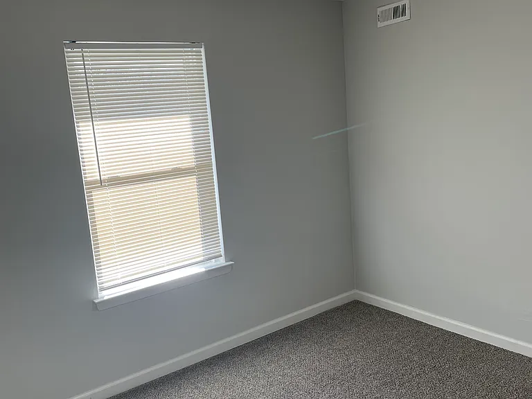 Sandy Ridge Apartments — Photo 27