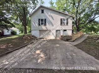 1015 NE Russell Rd, Kansas City, MO 64116