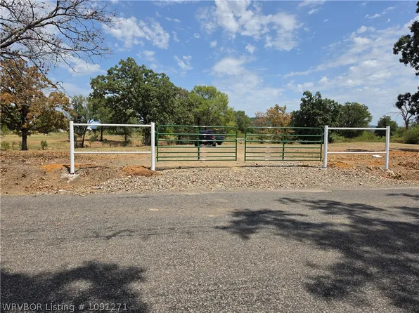 40834 Old Pike Rd, Howe, OK 74940