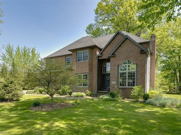7177 Colesbrooke Dr, Hudson, OH 44236