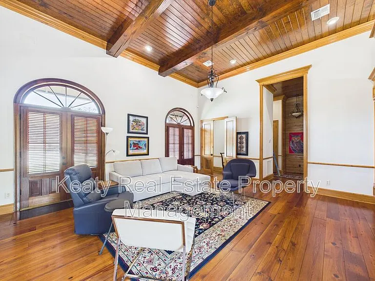 104 Studio Ct — Photo 11