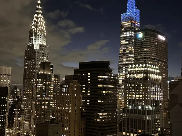 236 East 47th Street image 10 of 11