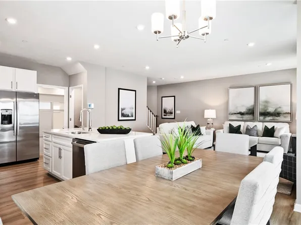 131 Olivia Dr, Nottingham, PA 15330