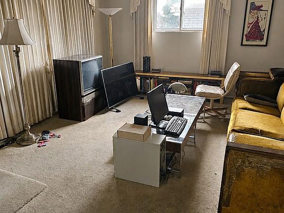 2nd image of 376 Edwards Ave