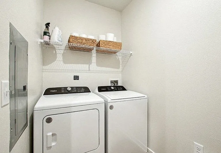 Sundance Trails Apartments — Photo 25