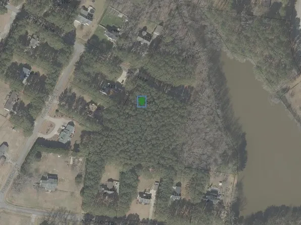 1797 Timberlane Dr #28, Nashville, NC 27856