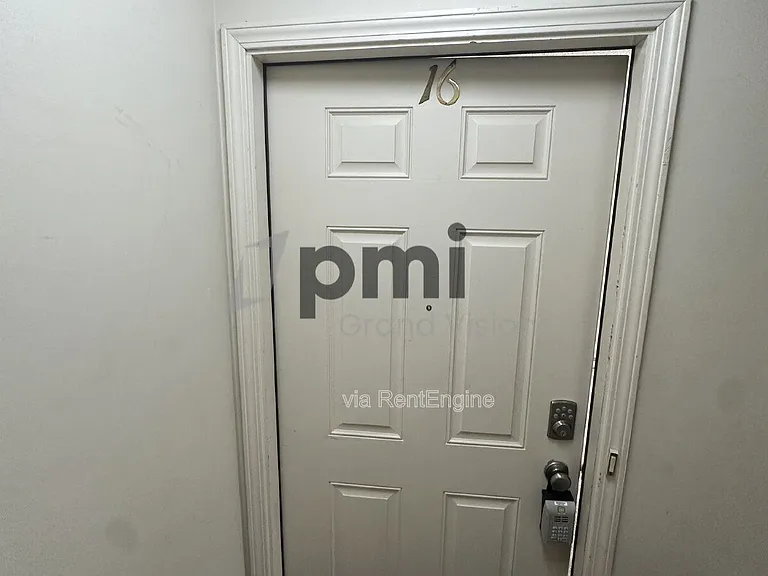 1306 Arthur Ave #16 — Photo 15