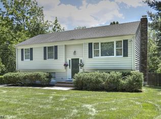 75 Highland Ave, Basking Ridge, NJ 07920